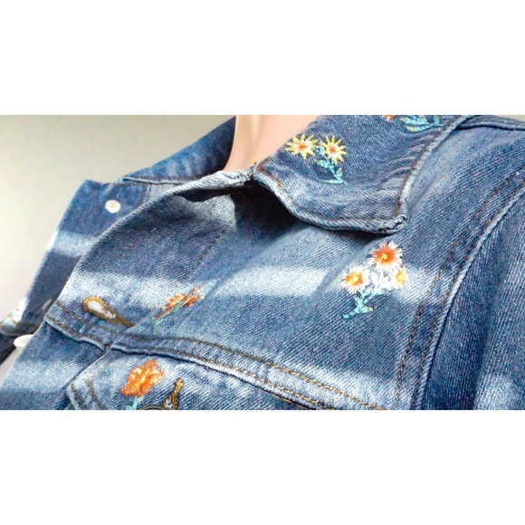 Distressed Denim Jacket Floral Embroidered Detail - Picture 10 of 16